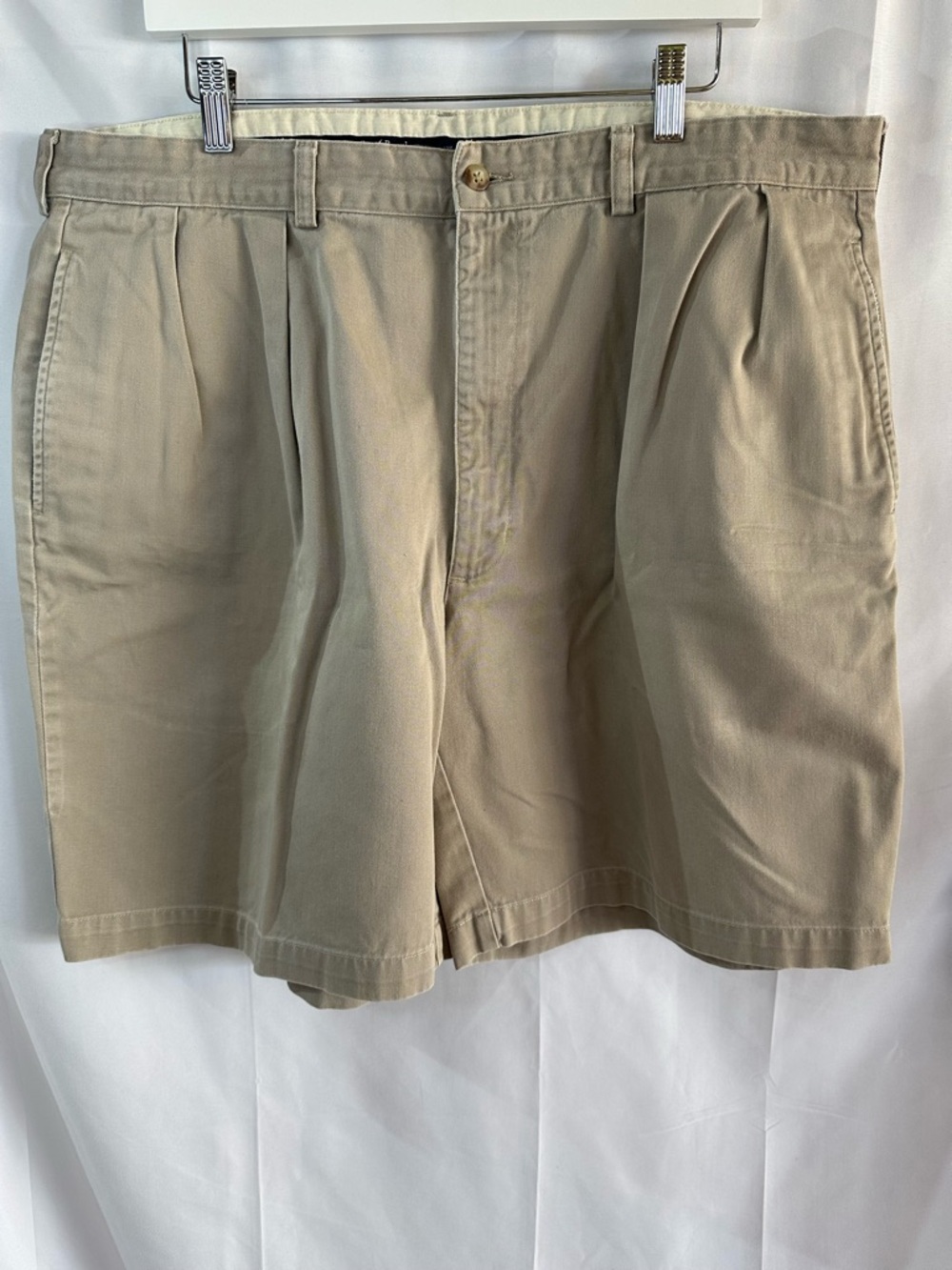 Polo by Ralph Lauren Men’s Khaki Flat-Front Shorts